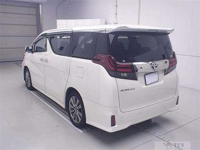 2017 Toyota Alphard