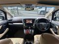 2017 Toyota Alphard