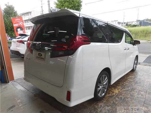 2017 Toyota Alphard