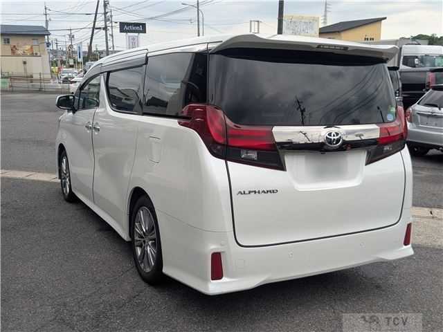 2017 Toyota Alphard