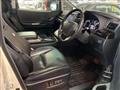 2013 Toyota Alphard Hybrid