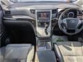 2014 Toyota Alphard Hybrid