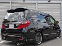 2014 Toyota Alphard Hybrid
