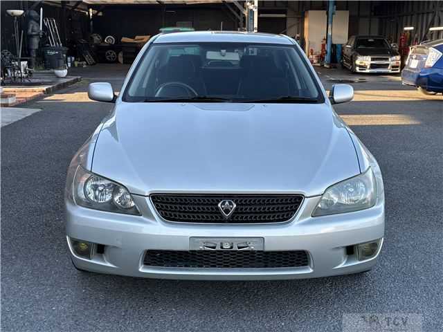 2003 Toyota Altezza