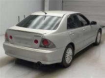 2005 Toyota Altezza
