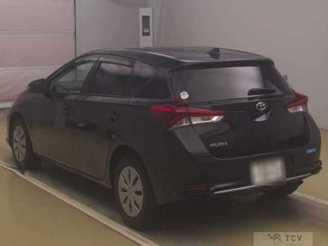 2015 Toyota Auris