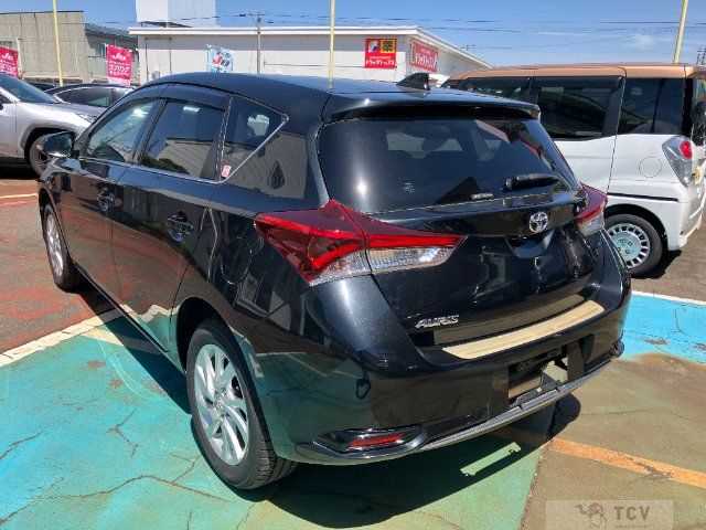 2015 Toyota Auris