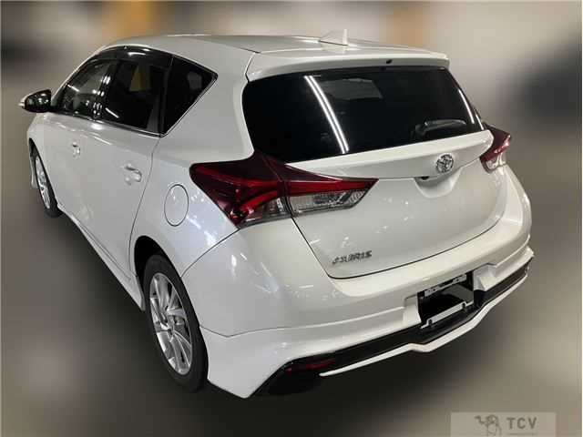2015 Toyota Auris