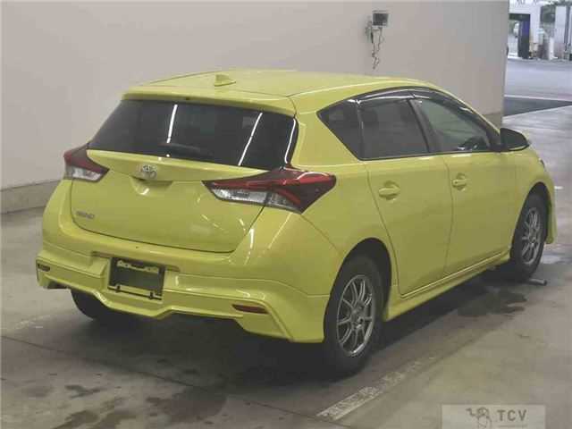 2016 Toyota Auris