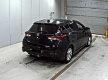 2016 Toyota Auris