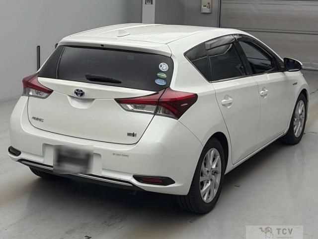 2016 Toyota Auris