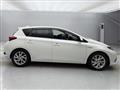 2016 Toyota Auris