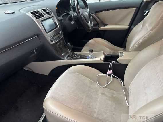 2013 Toyota Avensis Wagon