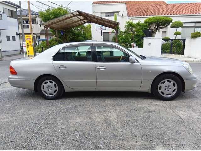 2001 Toyota Celsior