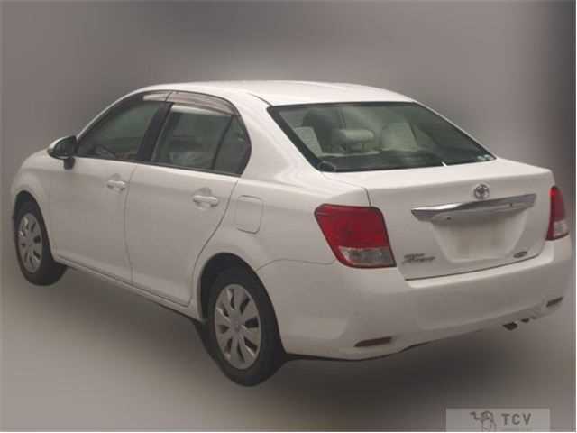 2013 Toyota Corolla Axio