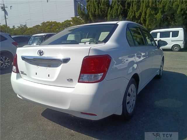 2013 Toyota Corolla Axio