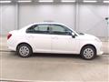 2019 Toyota Corolla Axio