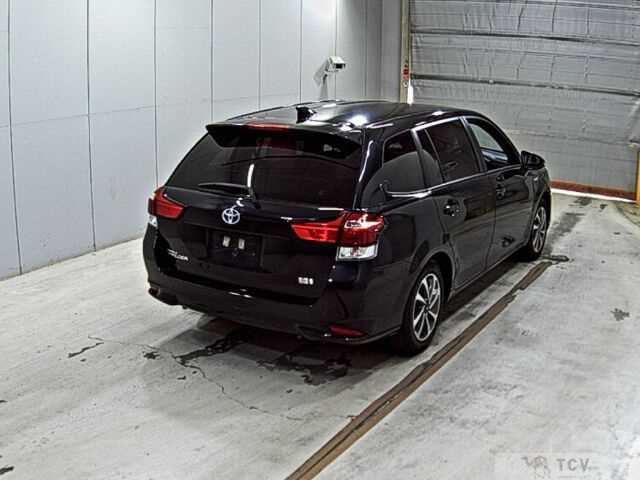 2015 Toyota Corolla Fielder