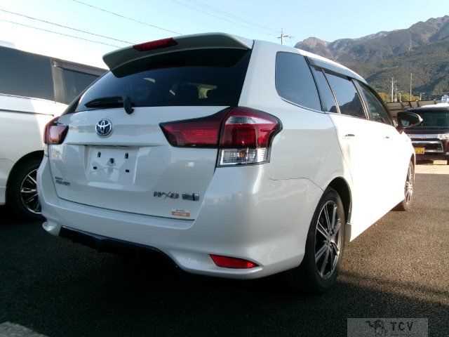 2015 Toyota Corolla Fielder