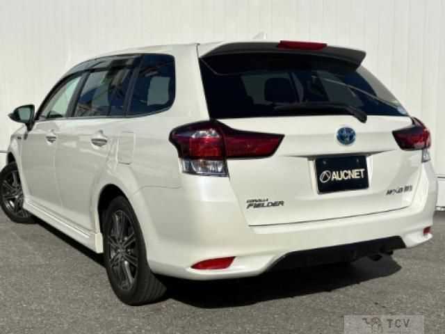 2015 Toyota Corolla Fielder