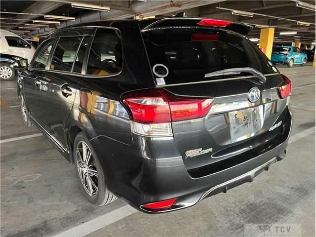 2015 Toyota Corolla Fielder