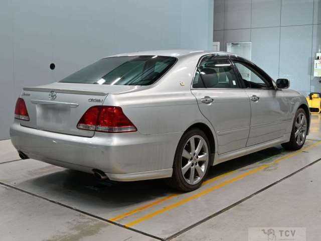 2004 Toyota Crown