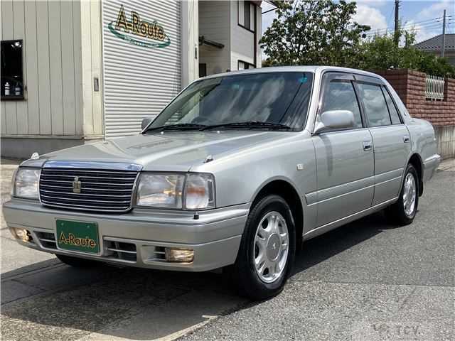 2004 Toyota Crown