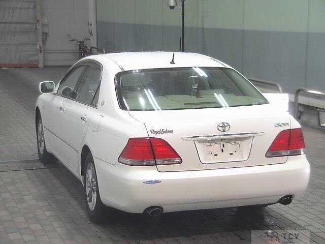 2005 Toyota Crown