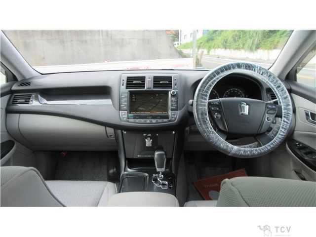 2009 Toyota Crown