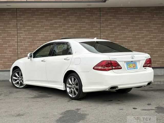2009 Toyota Crown