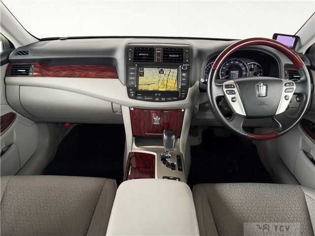 2010 Toyota Crown