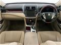 2011 Toyota Crown