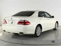 2011 Toyota Crown