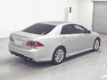 2011 Toyota Crown