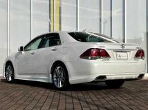 2011 Toyota Crown