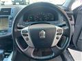 2012 Toyota Crown
