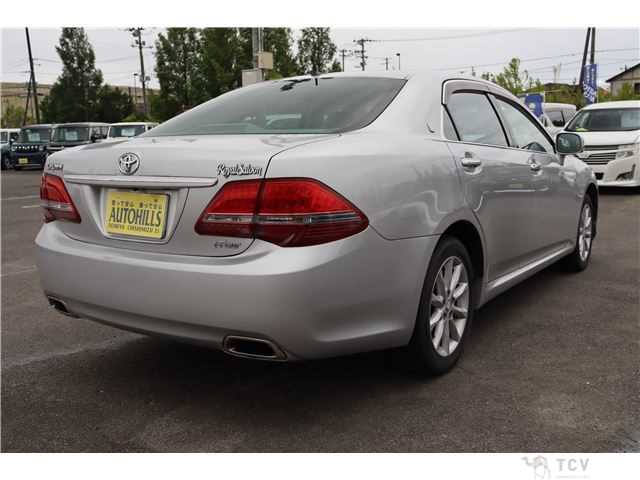 2012 Toyota Crown