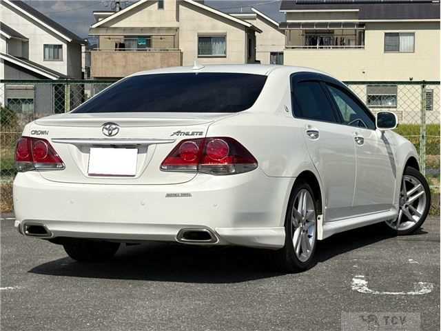 2012 Toyota Crown
