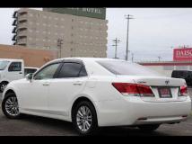 2013 Toyota Crown
