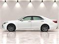 2013 Toyota Crown