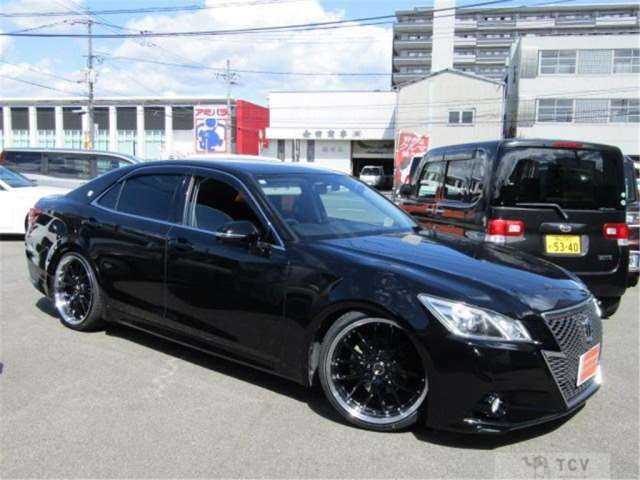 2013 Toyota Crown