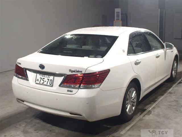 2013 Toyota Crown