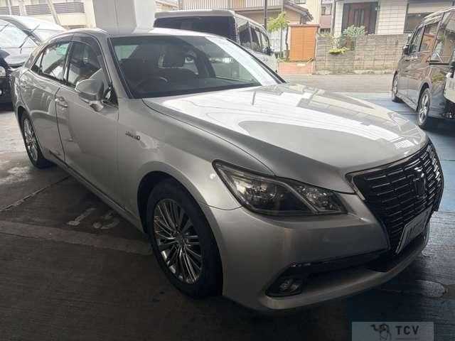 2015 Toyota Crown