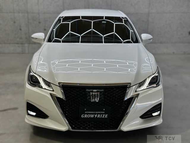 2017 Toyota Crown