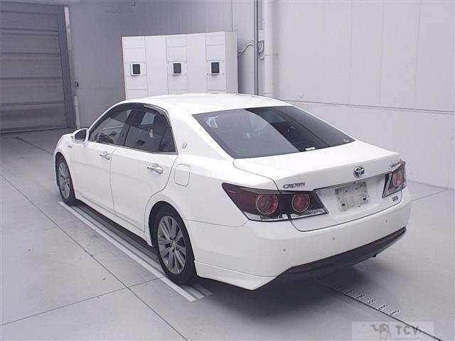 2018 Toyota Crown