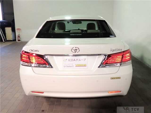 2018 Toyota Crown