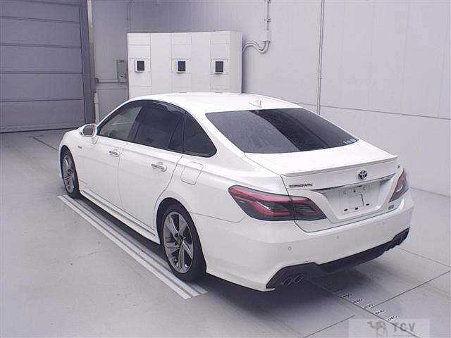 2019 Toyota Crown