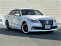 2013 Toyota Crown Hybrid