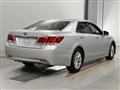 2013 Toyota Crown Hybrid