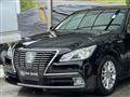 2013 Toyota Crown Hybrid